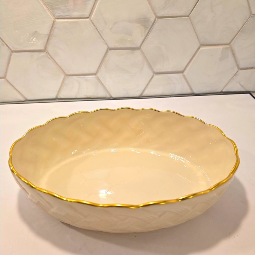 Lenox Ivory Basket Weave Lattice Oval Serving Dish 24k Gold Rim 8 Inches Long
